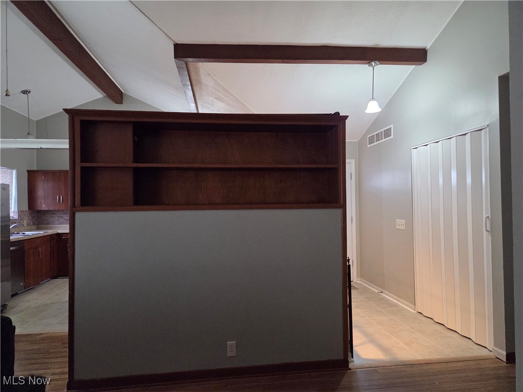 North Gate 01 - Residential