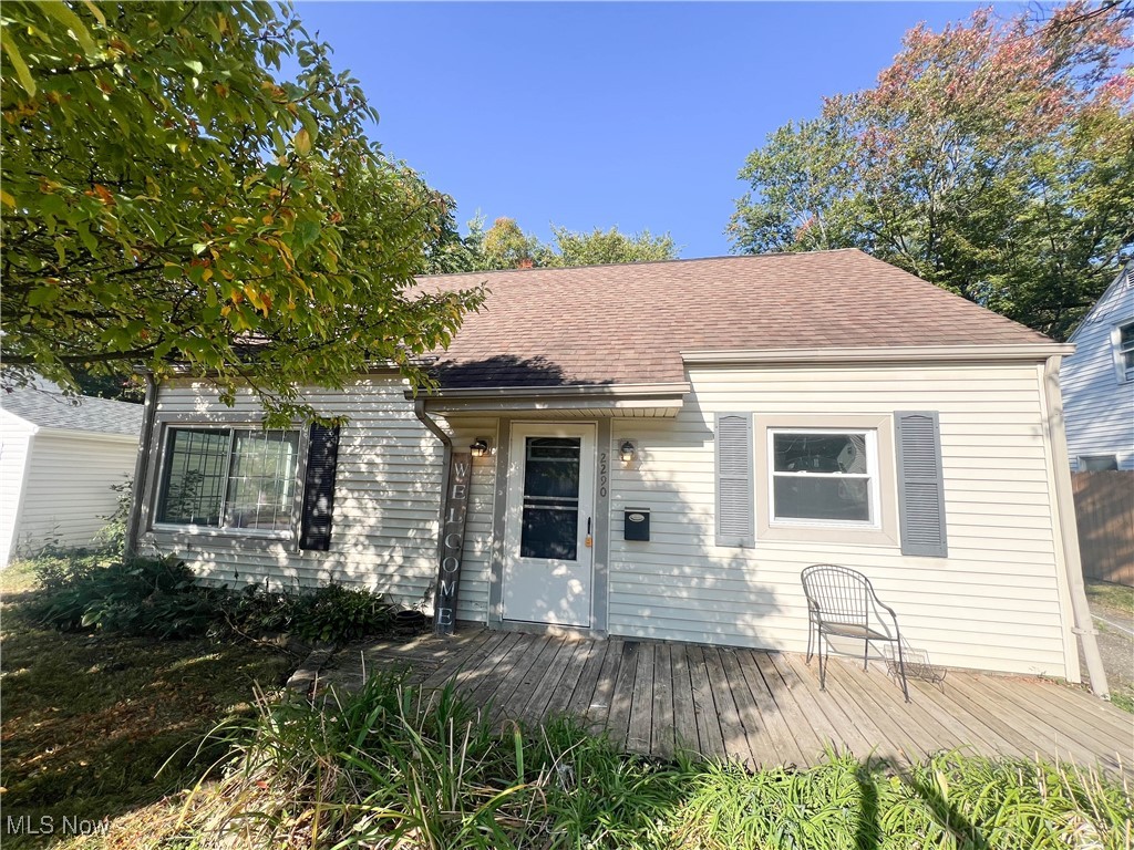 This move-in ready, newly renovated home features bright, neutral colors, plenty of natural light, and a beautifully landscaped yard. Inside, you'll enjoy:
 New flooring & fresh paint throughout
 Kitchen with ample cabinets & pantry
 First-floor laundry for added convenience
 Backyard with fire pit & patioperfect for relaxing or entertaining