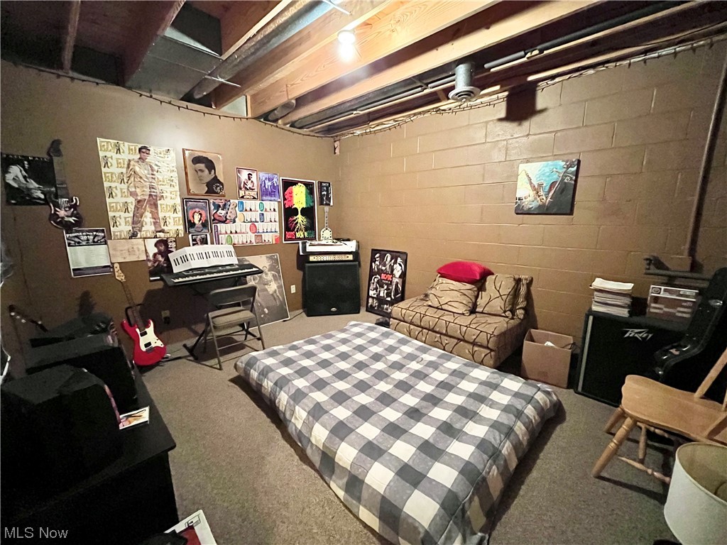 Connecticut Western Reserve - Residential