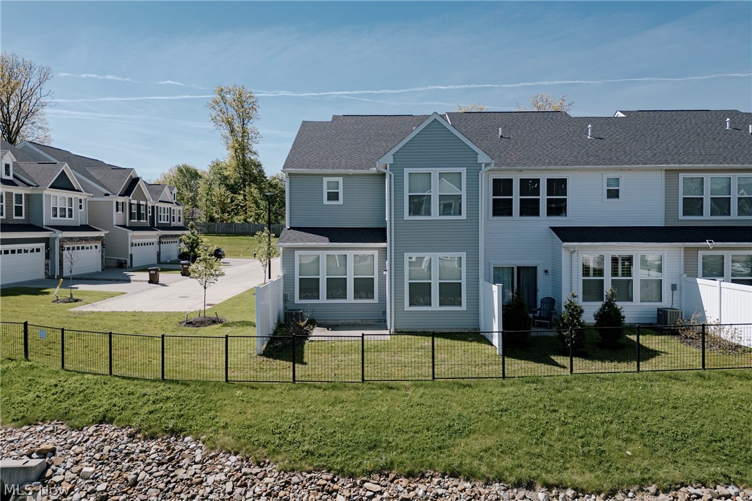 Parkway Xing Ph - Residential