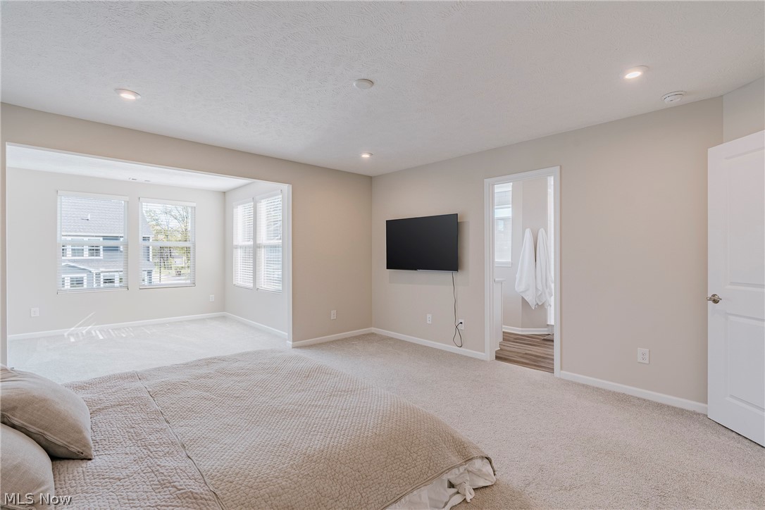 Parkway Xing Ph - Residential