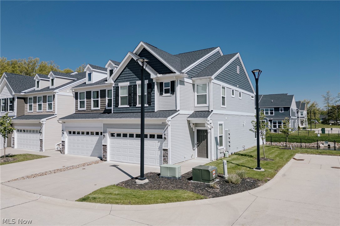 Parkway Xing Ph - Residential