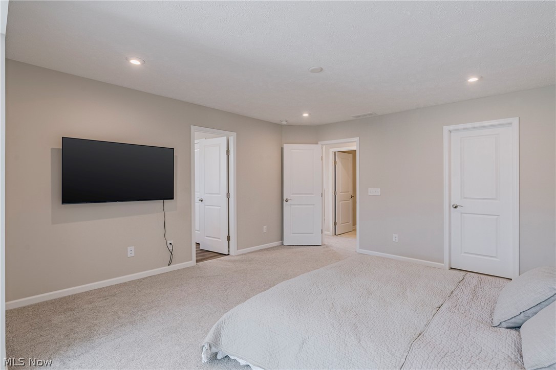 Parkway Xing Ph - Residential