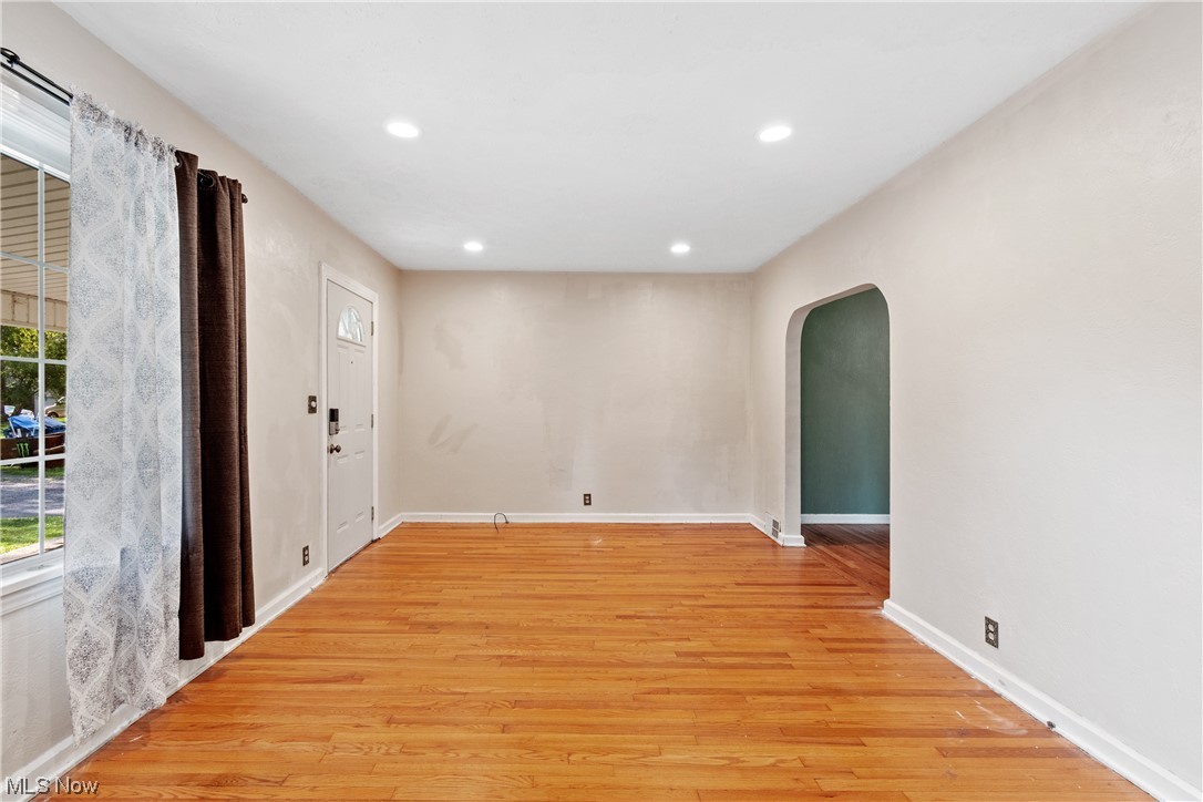 Middle - Residential