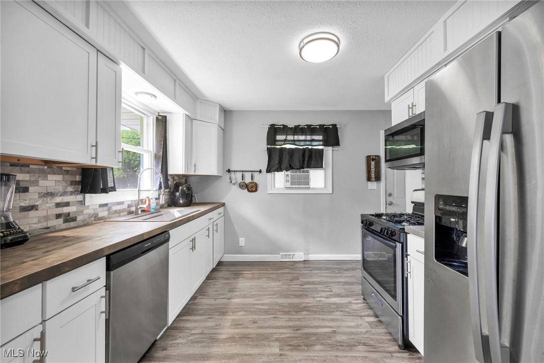 Meadowbrook Little Farms - Residential