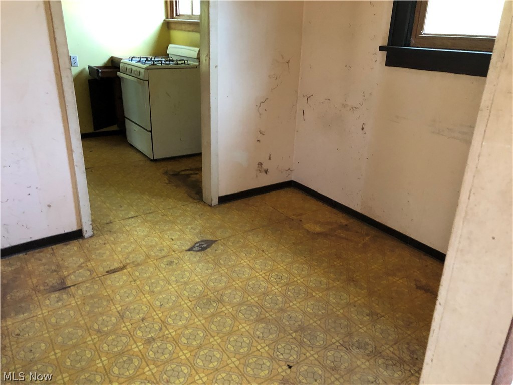 Sunnyside Beach - Residential