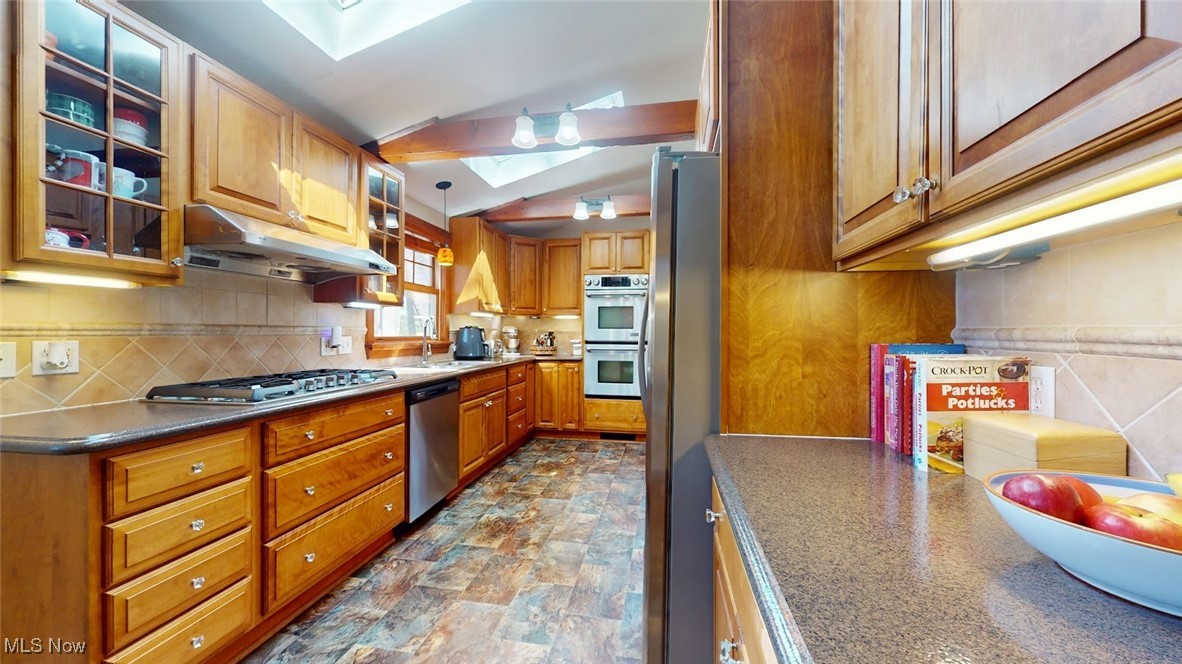 431 Somerset Drive, Chagrin Falls, Ohio image 10