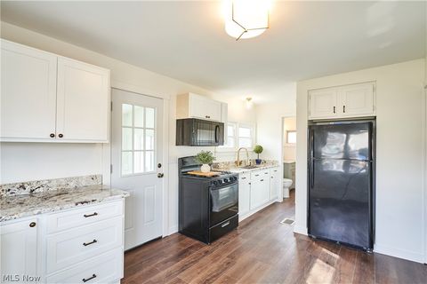 Tiny photo for 3248 State Street NW, North Canton, OH 44720 (MLS # 5190161)