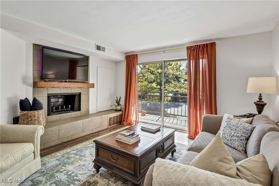 The Verandas/Vlg Condo - Residential