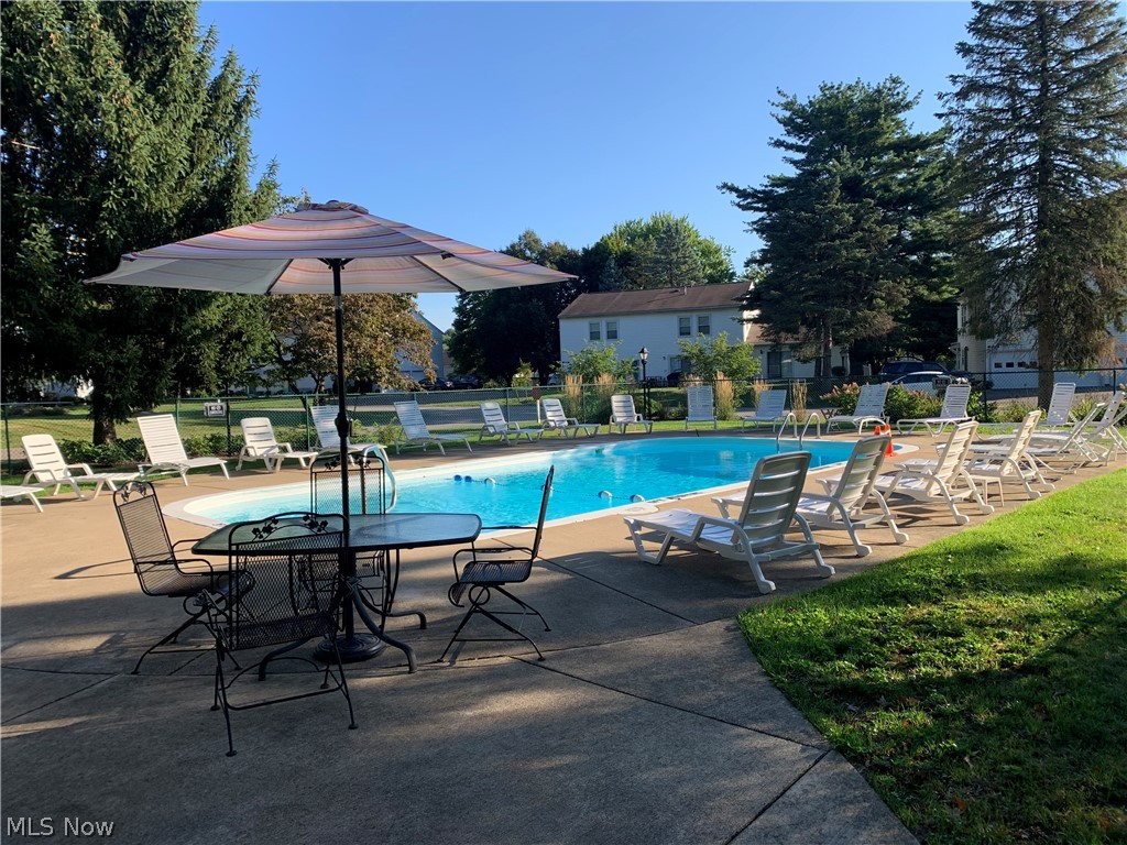 Fairway Villas Condo - Residential