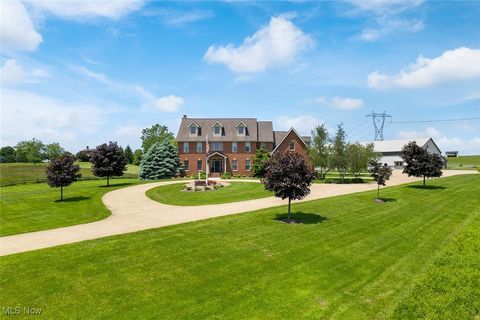 5495 Meese Road NE Louisville OH 44641