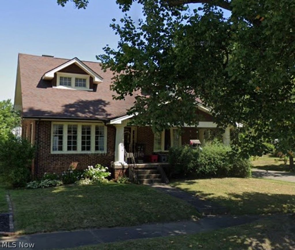 Photo of 390 E college Avenue, Alliance, OH 44601 (MLS # 5192766)