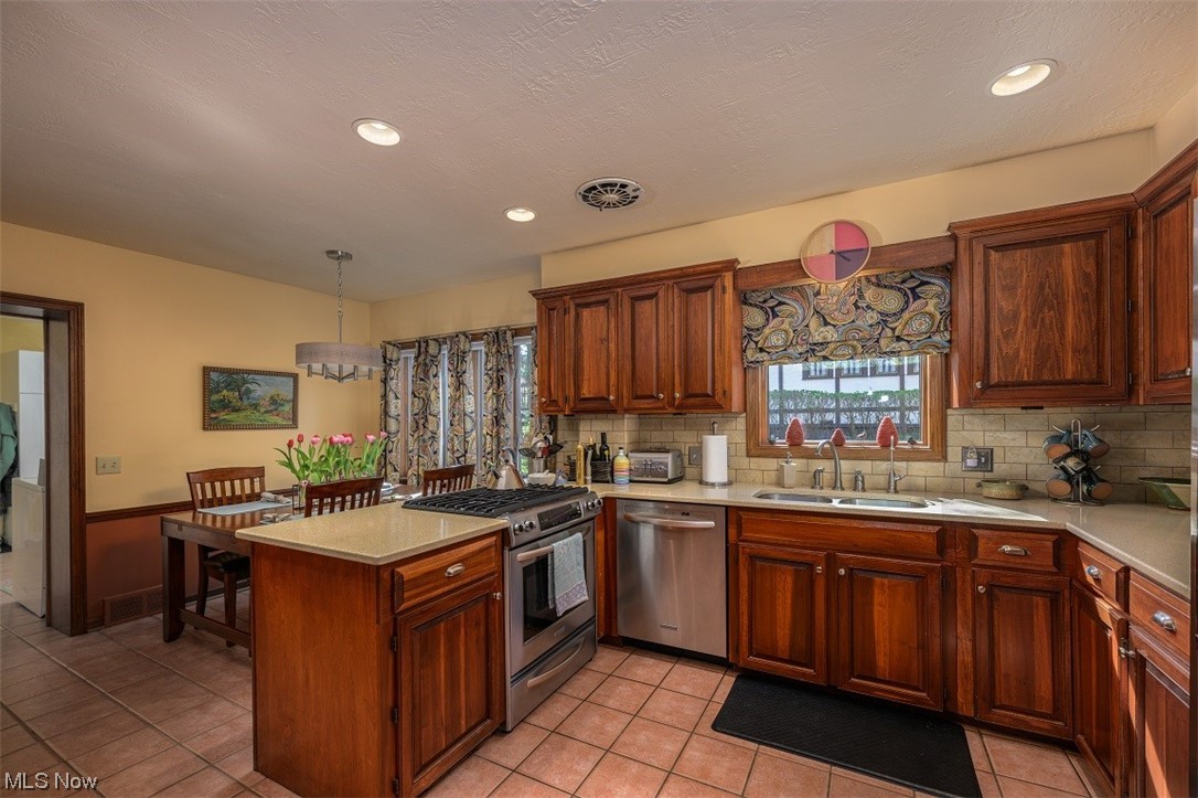 Ridgewood - Residential