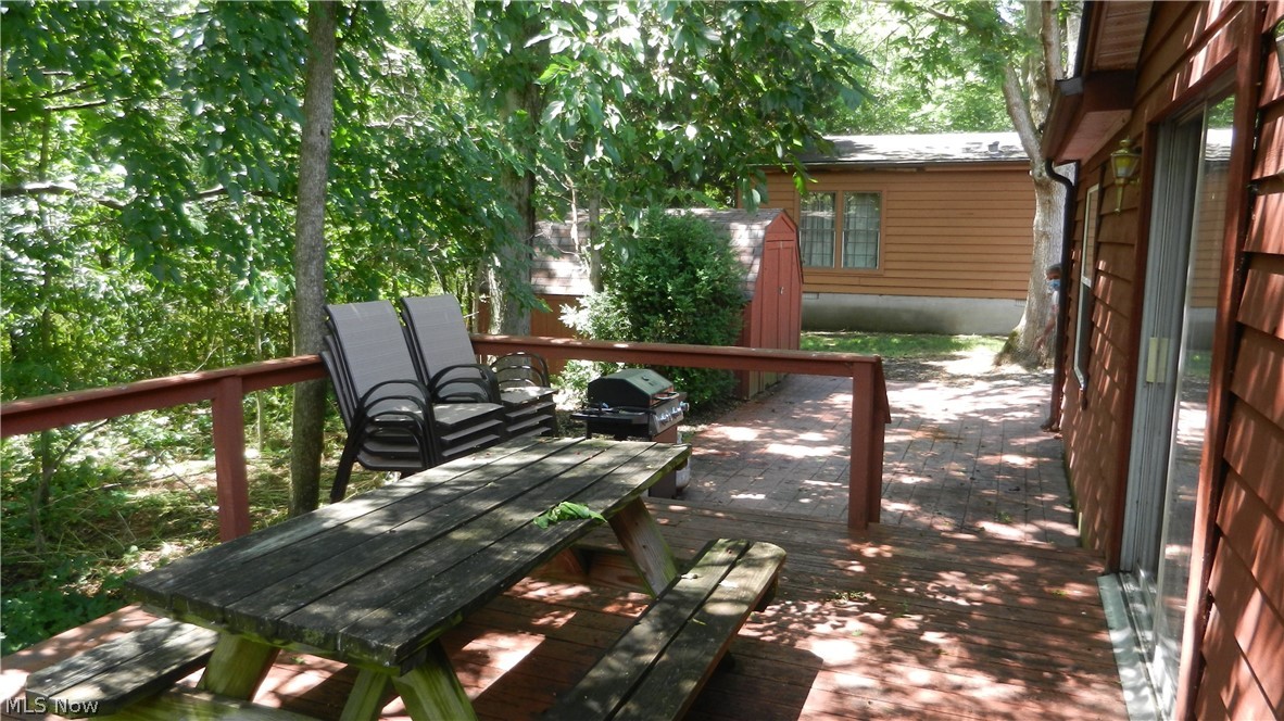 Island Club Sub - Residential