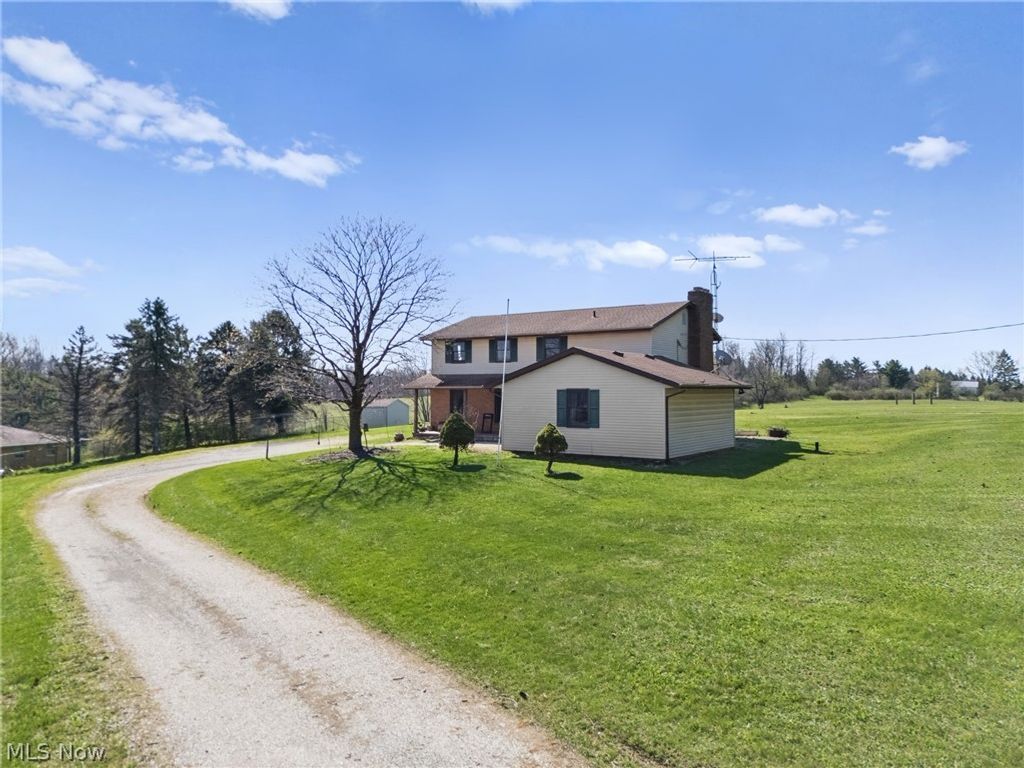 Photo of 14840 Georgetown Street NE, Minerva, OH 44657 (MLS # 5200185)