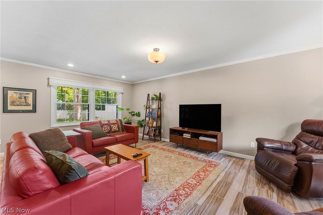 5923 Mills Creek Lane