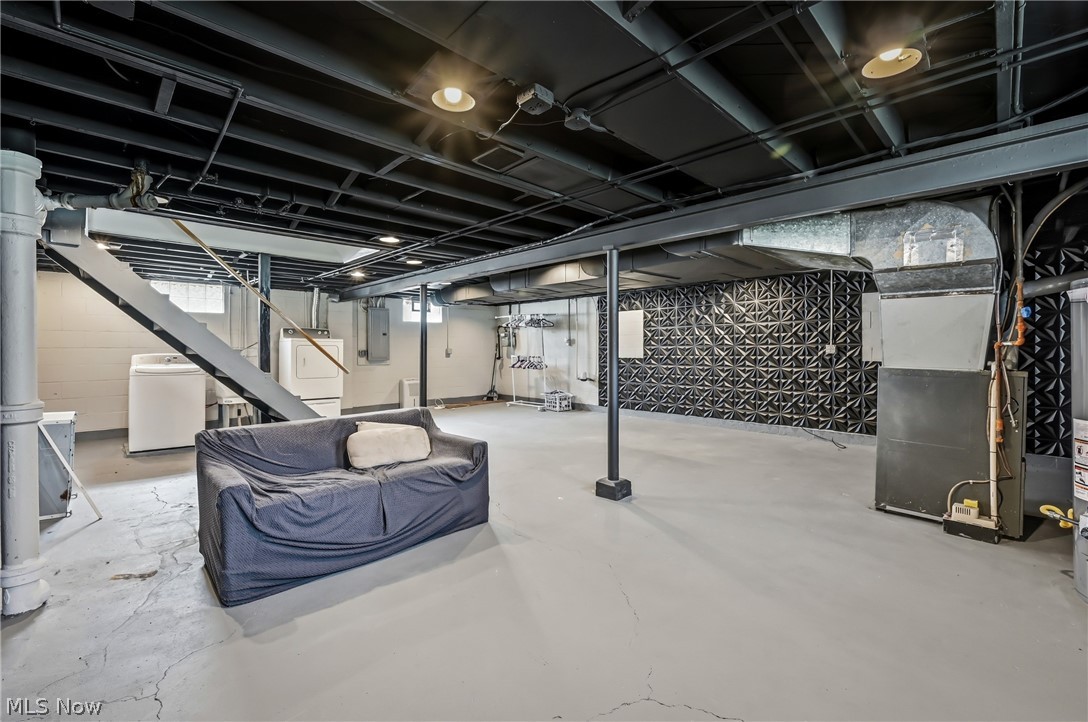 Kirk Manor 04 - Residential