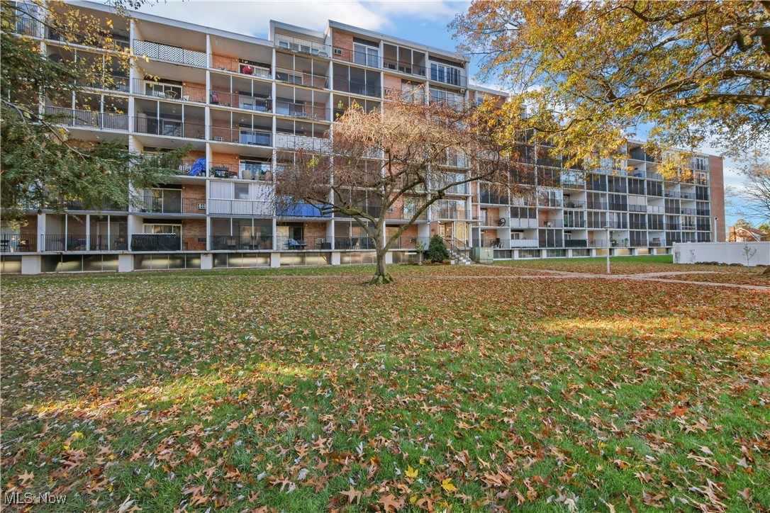 Seven Stories East Condo - Residential