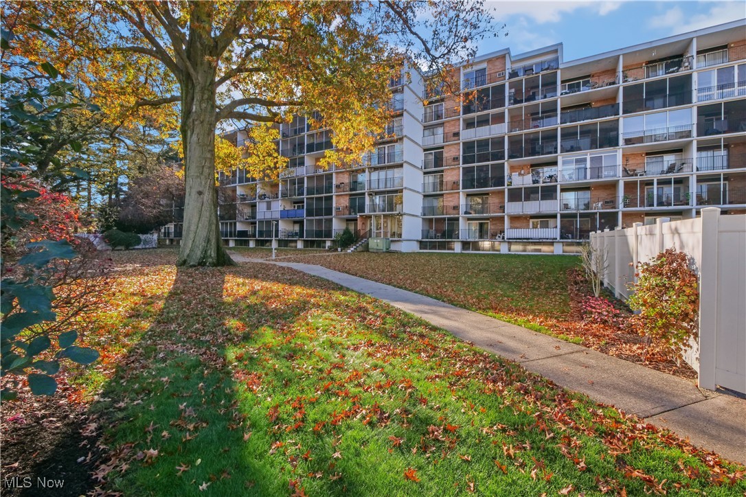 Seven Stories East Condo - Residential