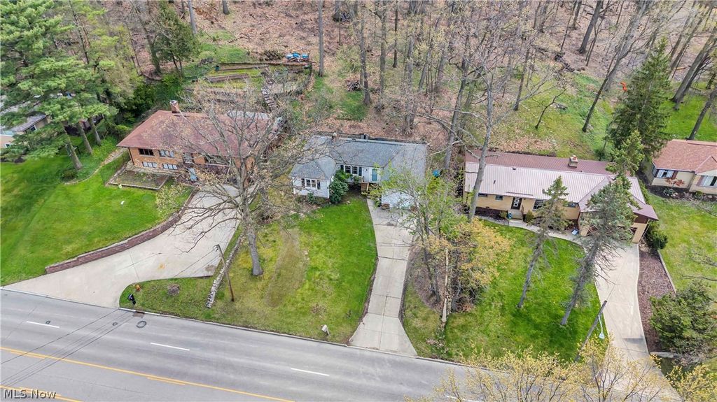 Photo of 4519 W Ridgewood Drive, Parma, OH 44134 (MLS # 5205535)
