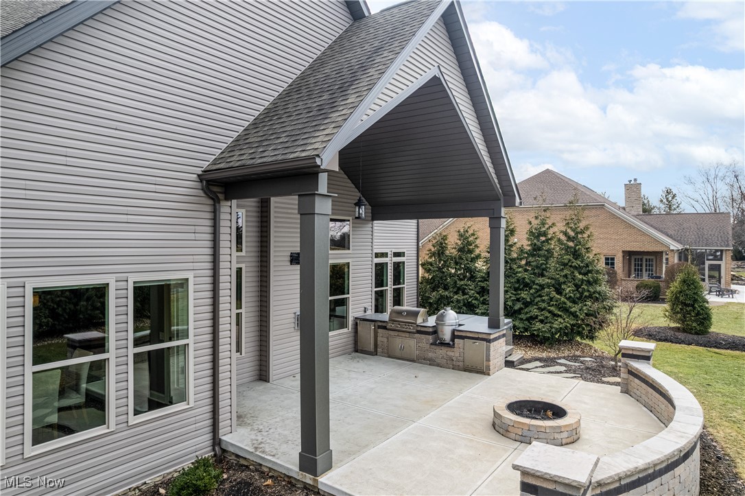 6252 Highland Green Drive, Medina, Ohio image 42