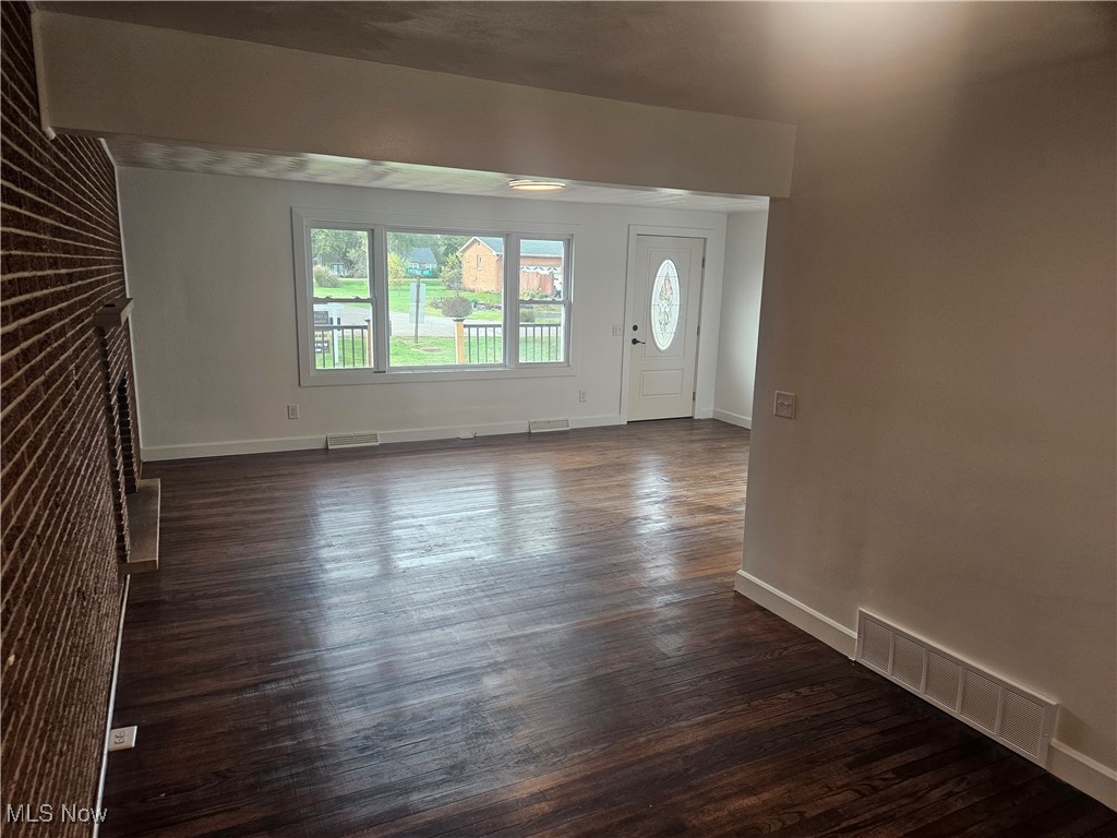 E Moundvale Sub Division Lot #116 - Residential