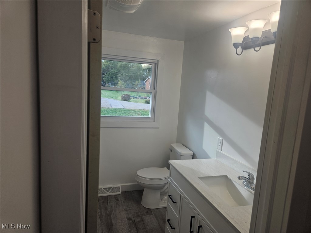 E Moundvale Sub Division Lot #116 - Residential