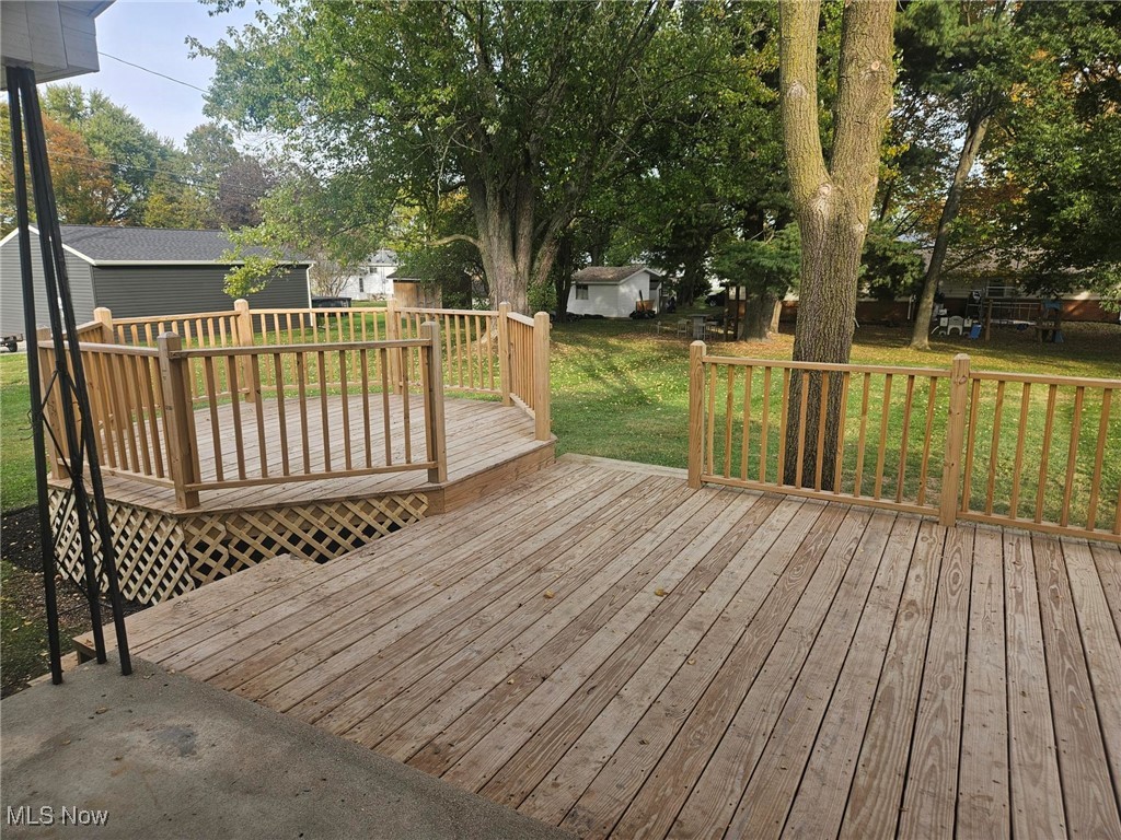 E Moundvale Sub Division Lot #116 - Residential