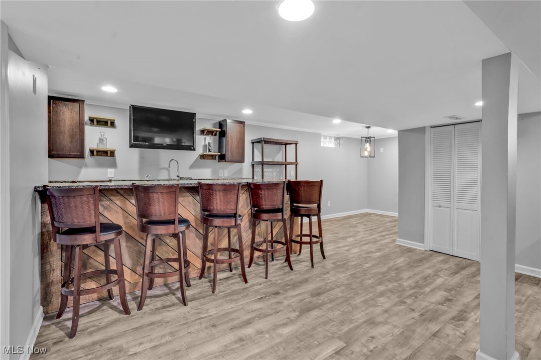 1069 Middlecoff Drive, Akron, Ohio image 23