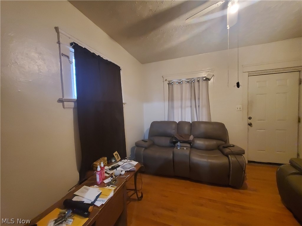 Elworthy Helwick Cos Home Garden - Residential Income