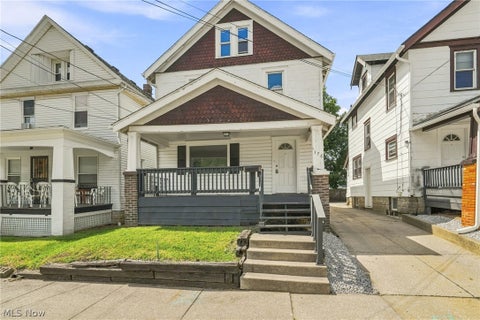 Photo of 376 Kling Street, Akron, OH 44311 (MLS # 5240076)