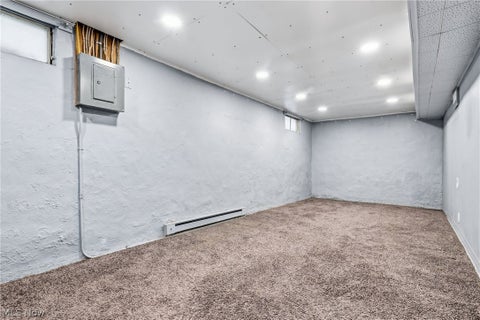 Tiny photo for 376 Kling Street, Akron, OH 44311 (MLS # 5240076)