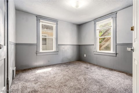 Tiny photo for 376 Kling Street, Akron, OH 44311 (MLS # 5240076)