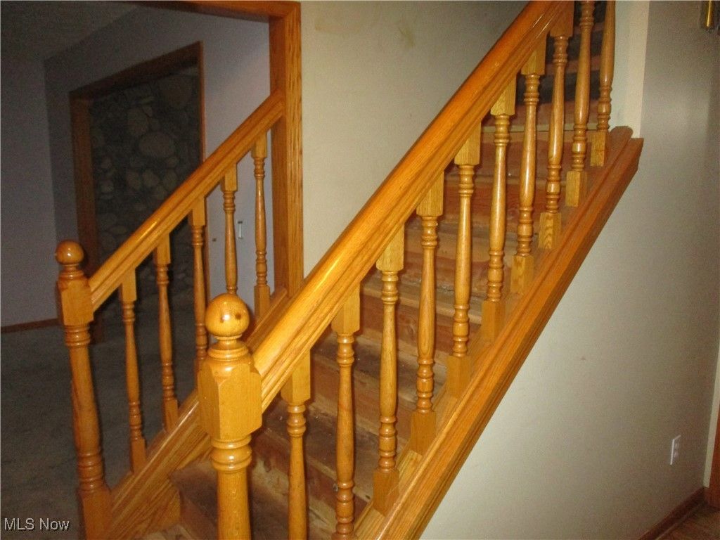 Photo of 12725 Bixler Avenue NE, Hartville, OH 44632 (MLS # 5170120)