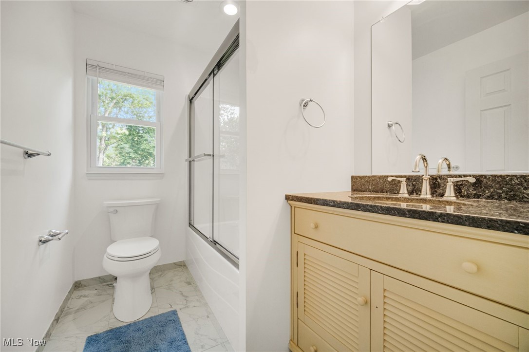 7427 Hawk Avenue, Mentor, Ohio image 22
