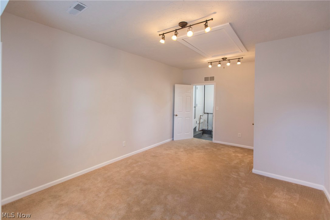 Sh Kleinman Realty Co's Clarid - Residential