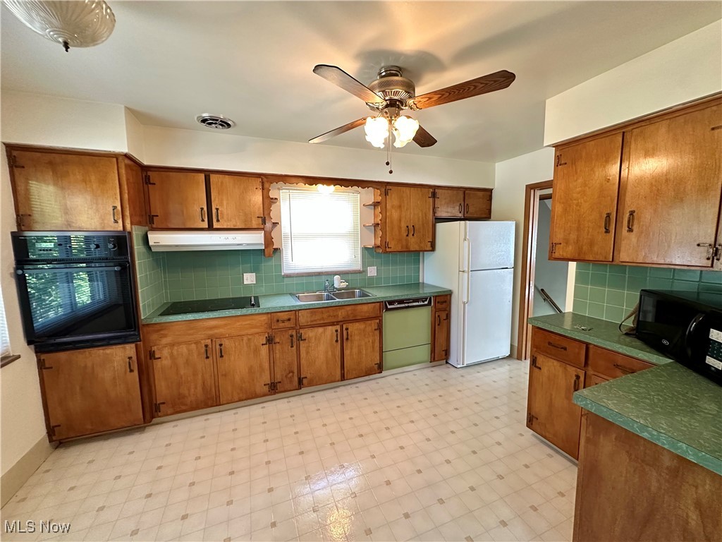 Bloom & Long - Residential Lease