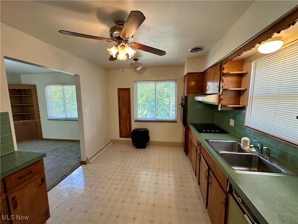 Bloom & Long - Residential Lease