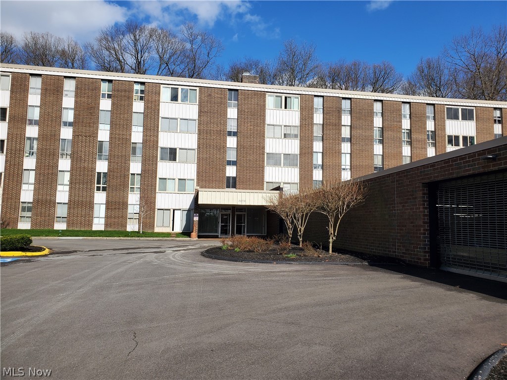 Nice 2 bedroom/1 bath condo at desirable Silver Lake Towers! This unit features spacious combined dining room and living room, which is perfect for entertaining with sliders to the 3 season room to enjoy nature and overlooks Adell Park. The kitchen has an area for a table and all of the appliances convey. Good closet space in the primary bedroom offering a large walk in closet plus another closet. The bath even has an updated walk in shower. This unit is in the D building, which is in the process of having the hallways and lobby renovated and it is gorgeous (this floor is finished). This building also features the amenities including the party room, two guest suites, exercise room and library/billiard room. Monthly fee covers ALL utilities even cable.