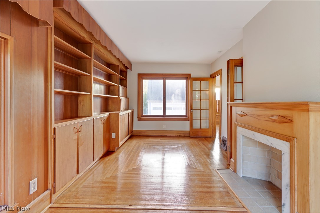 Highland Blvd - Residential