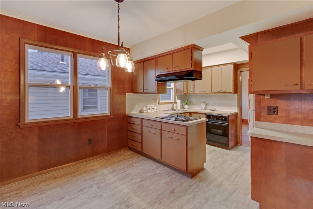 Highland Blvd - Residential