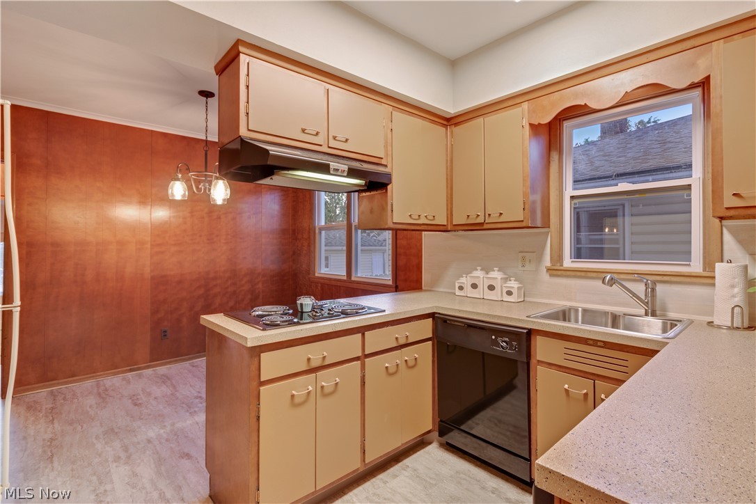 Highland Blvd - Residential