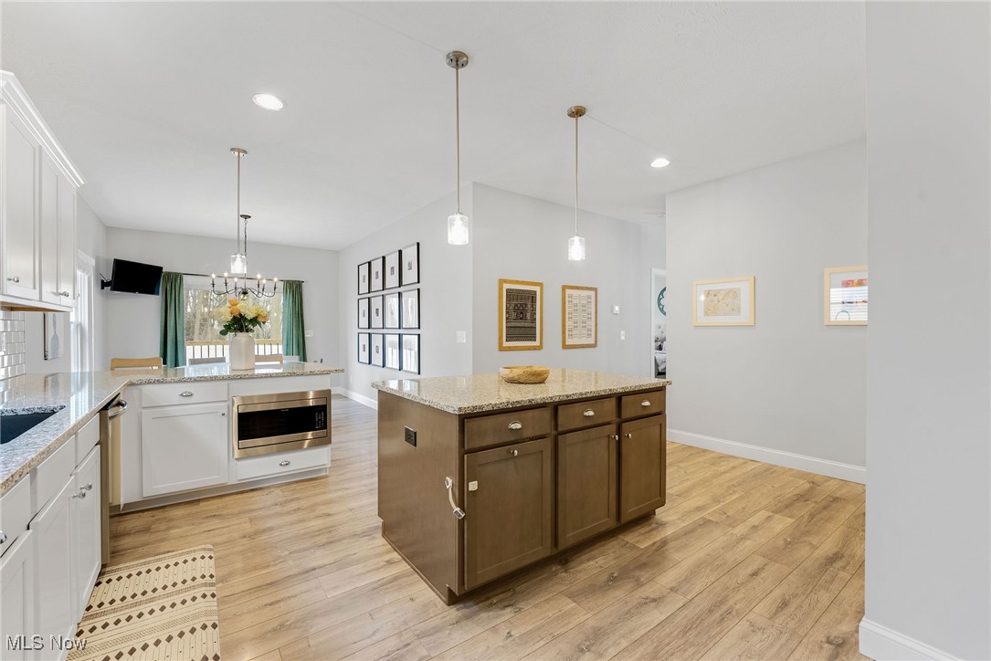 8609 Baker Avenue, Mentor, Ohio image 24