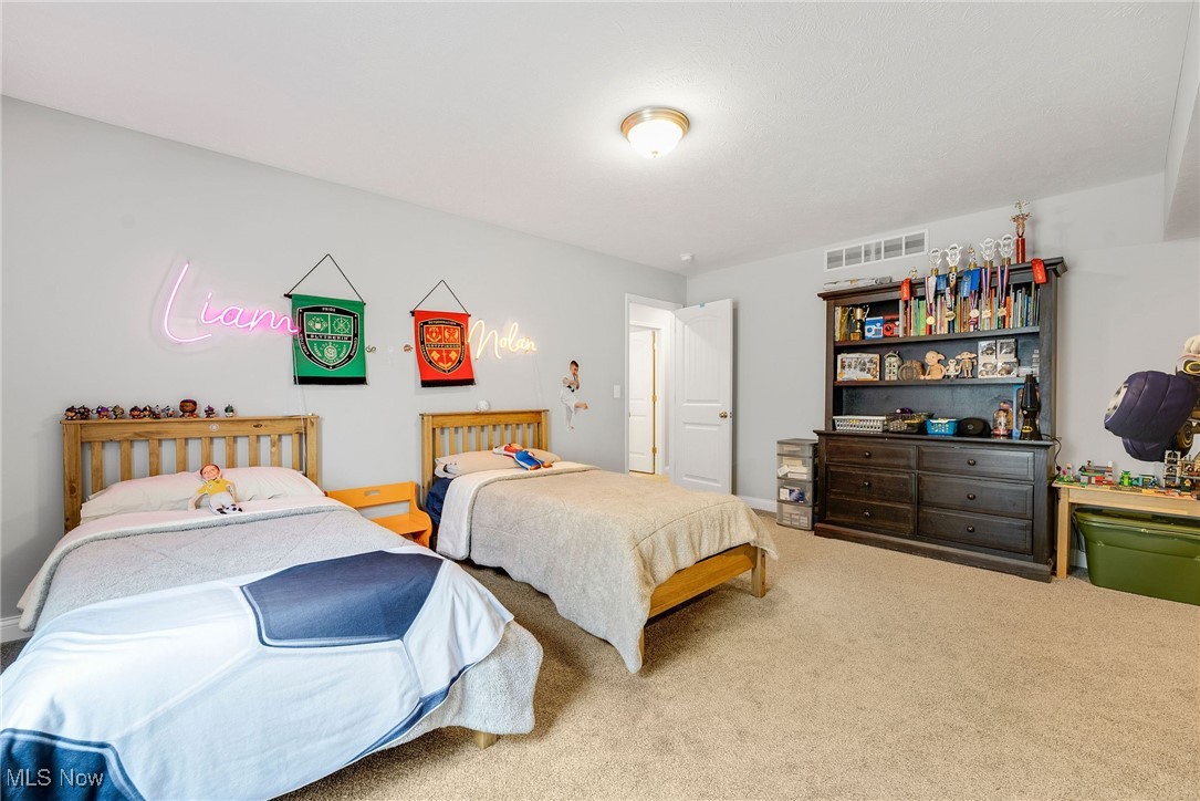 8609 Baker Avenue, Mentor, Ohio image 10