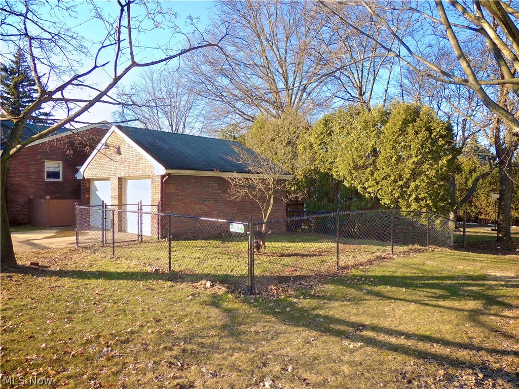 New England Lanes - Residential