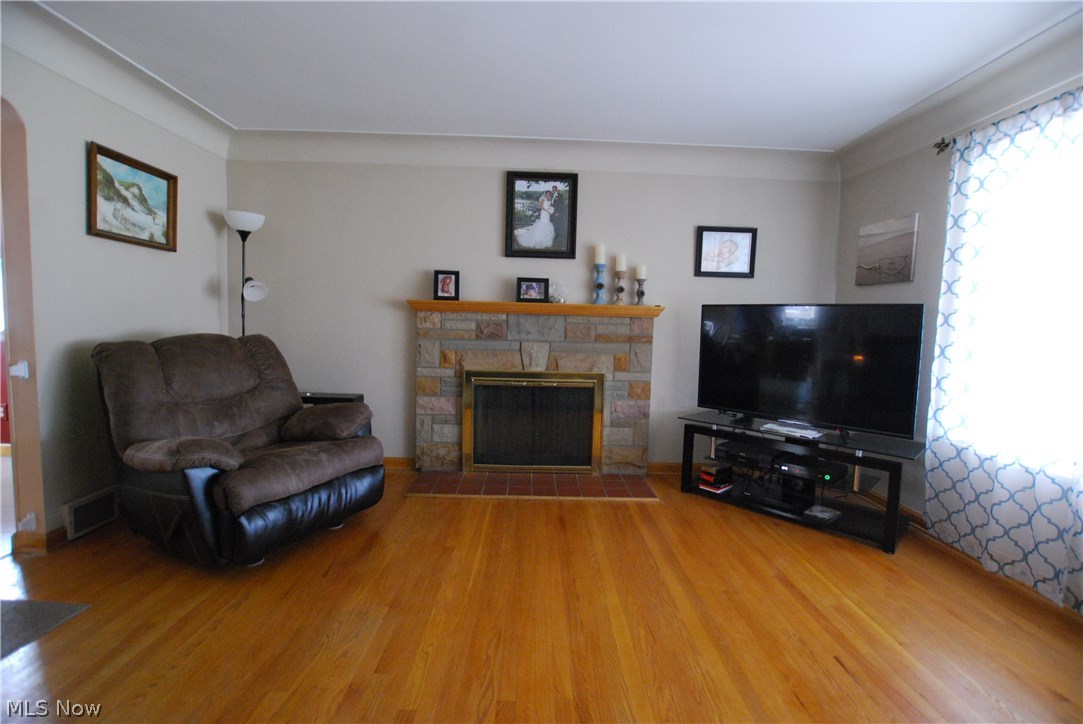 New England Lanes - Residential