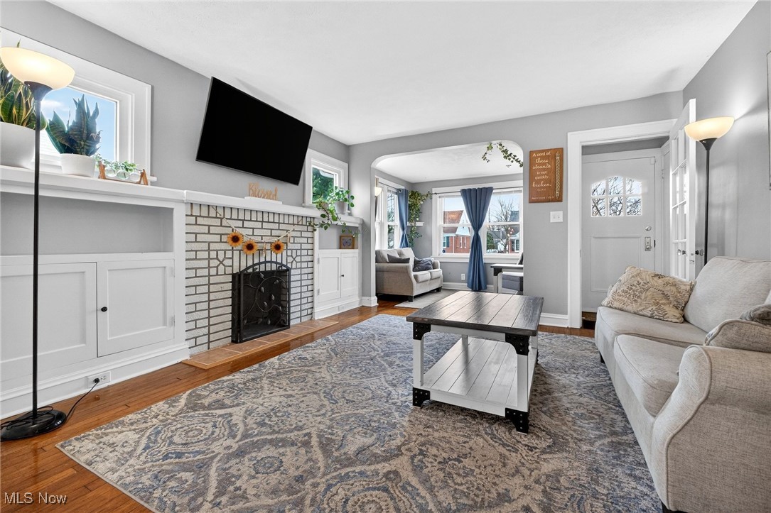 Walter H Tellings Oakmont - Residential