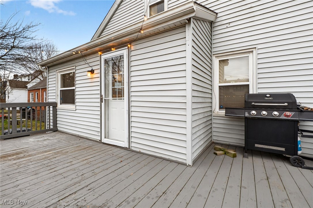 Walter H Tellings Oakmont - Residential