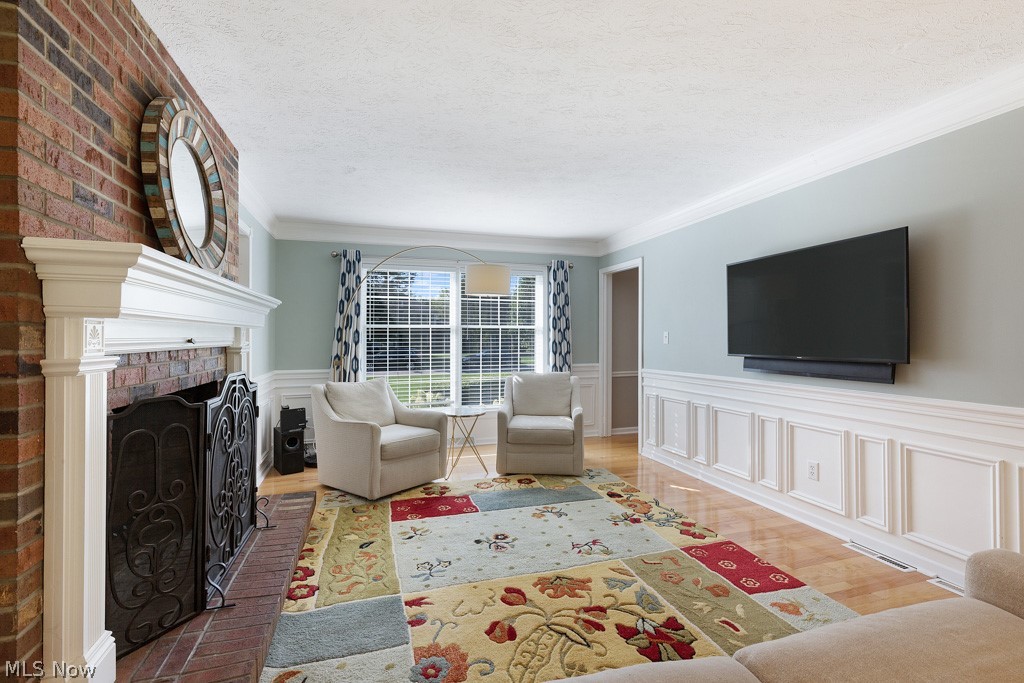 Crown Colony - Residential