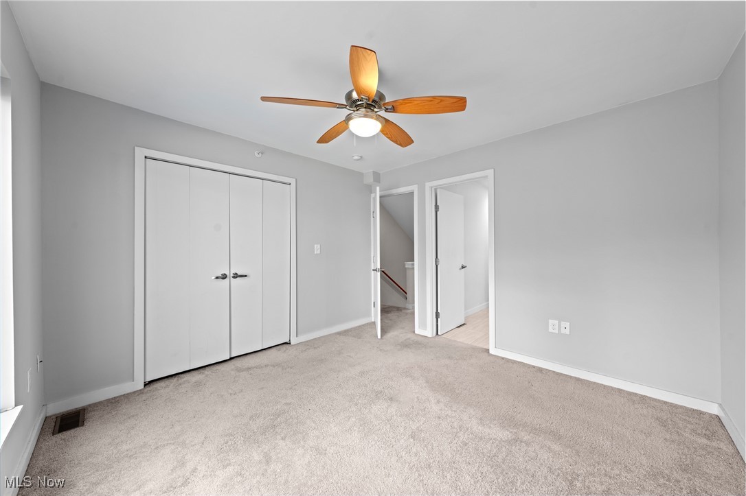 University Place Twnhms - Residential